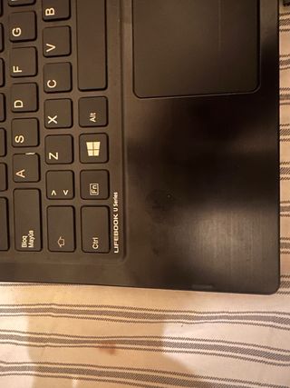 Batería Fujitsu 14.4v 3150mAh y teclado fujitzu 