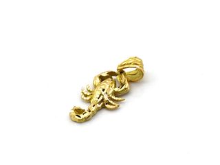 colgante oro 18k
