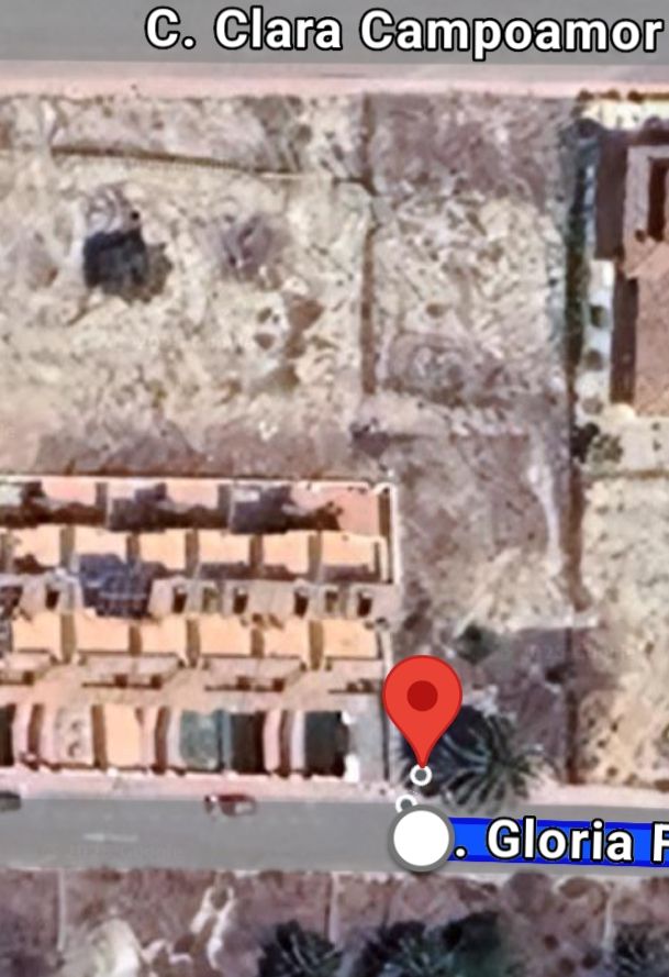 Parcela 446m2 - Se vende