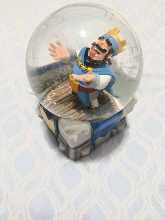 Bola Nieve Rey Clash Royale