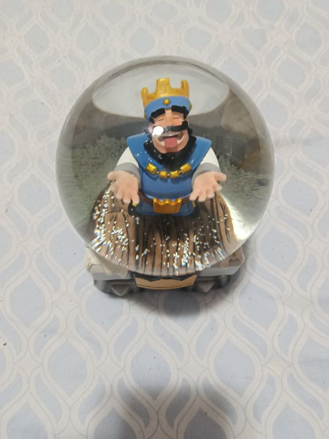Bola Nieve Rey Clash Royale