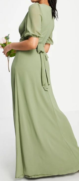 Vestido largo verde oliva boda