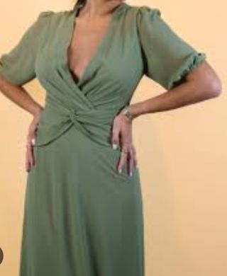 Vestido largo verde oliva boda