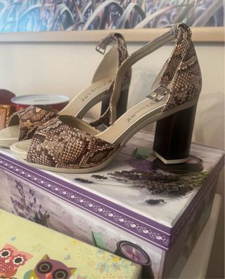 Sandalias Pitillos serpiente