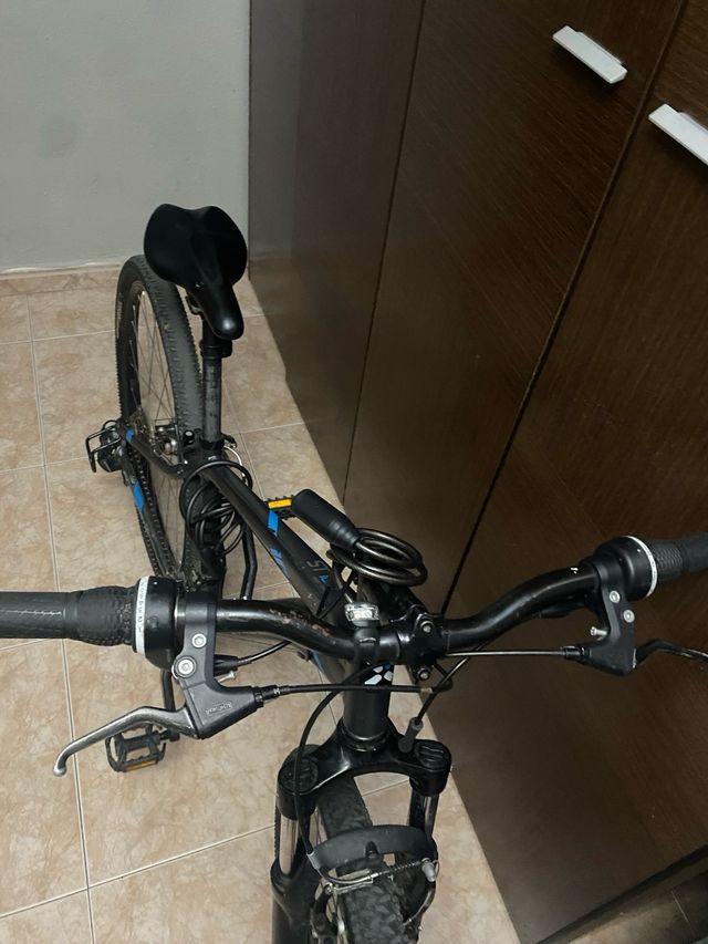 Bicicleta Rockrider montaña