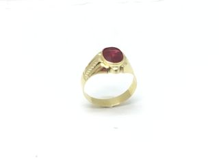 anillo oro 18k con piedra con rubi