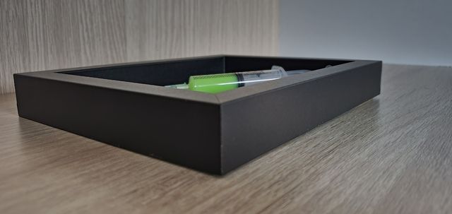 Cuadro Re-animator con luz UV y sonido