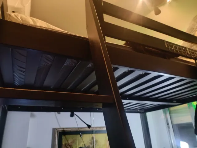 Cama alta IKEA STORA Negra