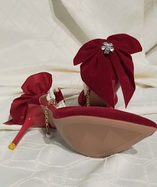 Zapatos tacón rojos 