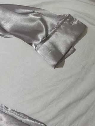 Blusa satinada plata talla M Susana-Eva