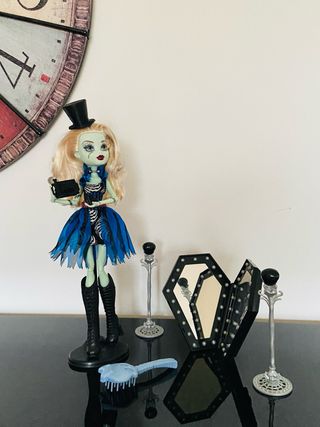  Monster High