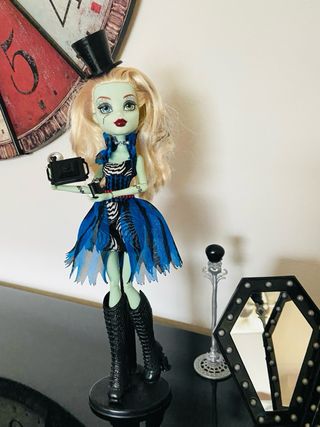  Monster High