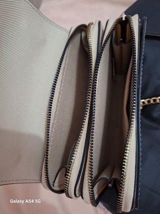 Bolso Guess beige-dorado