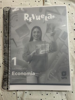 Libro de 1º Bachillerato de economía.