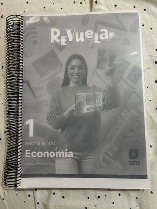 Libro de 1º Bachillerato de economía.