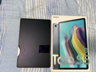 Samsung Tab S5e Grigio