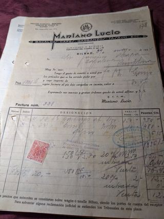 Facturas antiguas con sellos comerciales 
