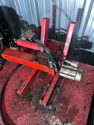 Elevador motos - Taller
neumático y hidráulico 
