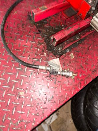 Elevador motos - Taller
neumático y hidráulico 

