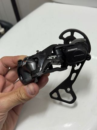 Cambio trasero Shimano Deore xt rd-m8050 di2 