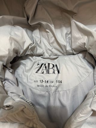 Chaqueta Zara Gris 13-14 años
