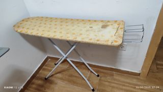 Tabla de planchar plegable