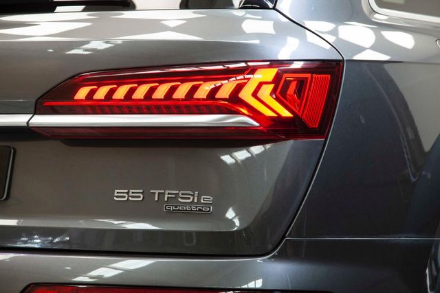 AUDI Q7 55 TFSIe 280kW (381CV) quattro tiptronic