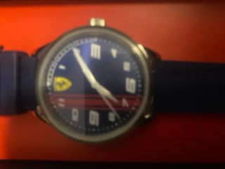 Reloj Ferrari nuevo