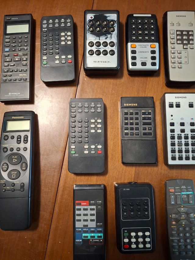 Telecomandi Vintage TV VCR