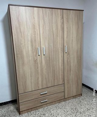 Canapé de madera nuevo de fabrica 