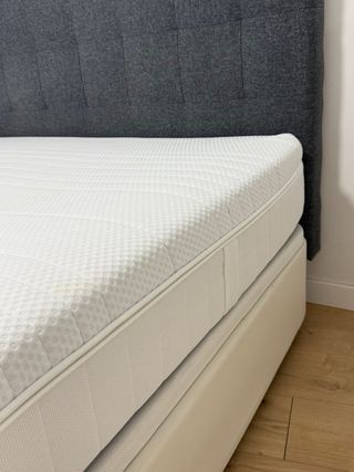 Cama doble 160x200
canapé tapizado 
con colchón 