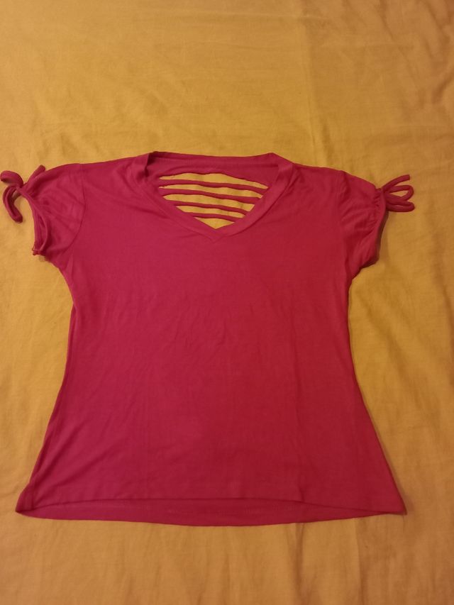 Maglietta rosa scollo a V