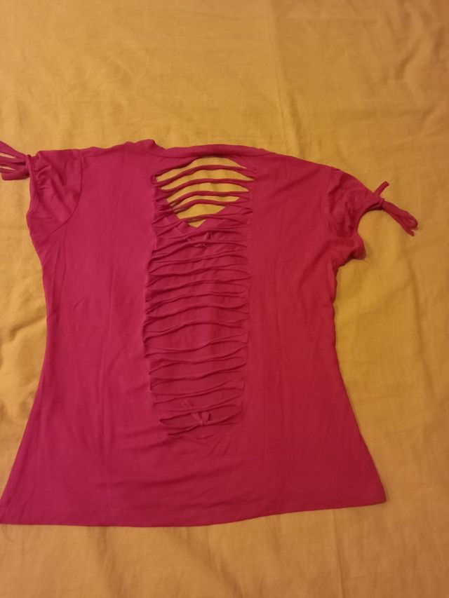 Maglietta rosa scollo a V