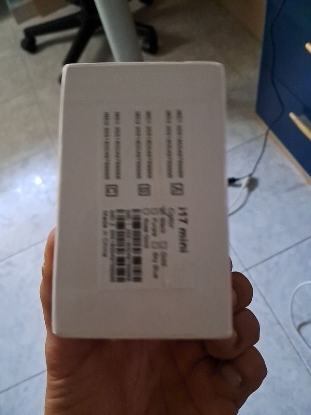 Telefono pieghevole nero 
