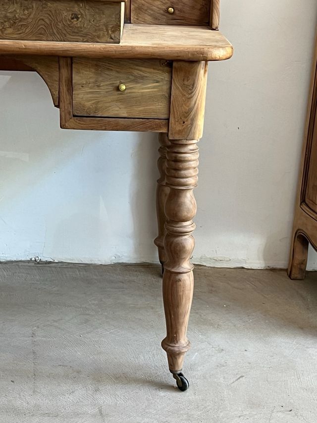 Escritorio vitrina/secreter abattant restaurado