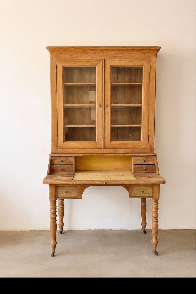 Escritorio vitrina/secreter abattant restaurado