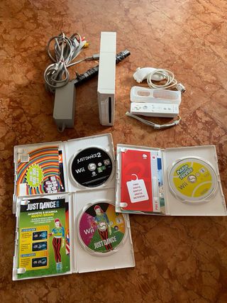 Nintendo Wii bianca + 3 giochi