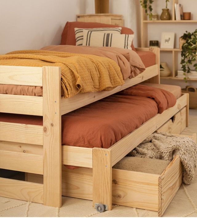 Cama nido 90cm+mesilla+ 2 colchones(90cm+80cm)