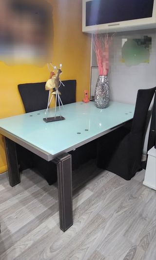 Mesa cristal extensible + 6 sillas regalo NEGOCIAB