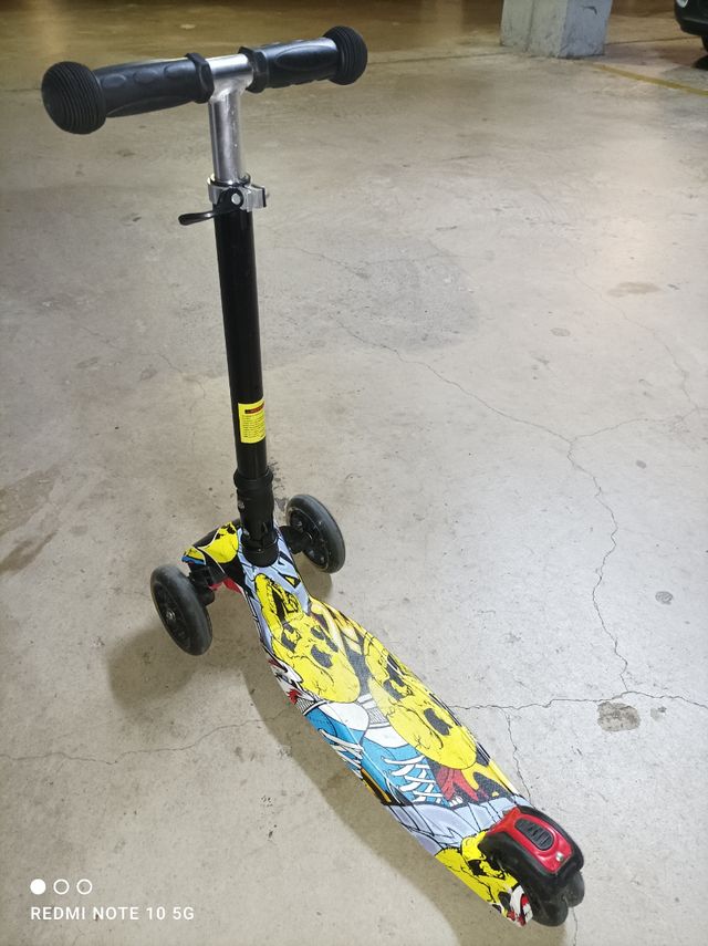 Patinete infantil SC-OOTER ruedas con luces 
