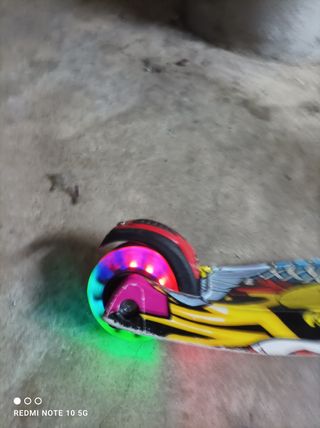 Patinete infantil SC-OOTER ruedas con luces 
