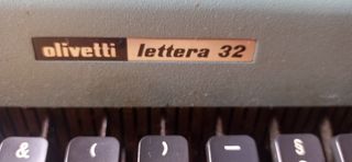 Olivetti Lettera 32 Vintage