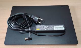Ultrabook Fujitsu Lifebook U7410. FULLHD IPS