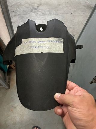Tapa rueda trasera Suzuki GSXR