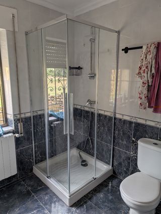 Mamparas de ducha varias medidas.