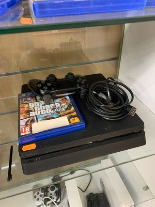 PS4 (PlayStation 4) + GTA V