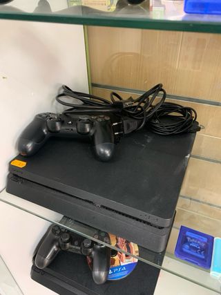 PS4 (PlayStation 4) + GTA V