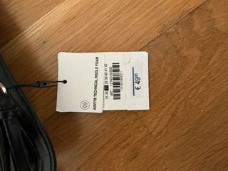 Tacones Zara negros con tachuelas