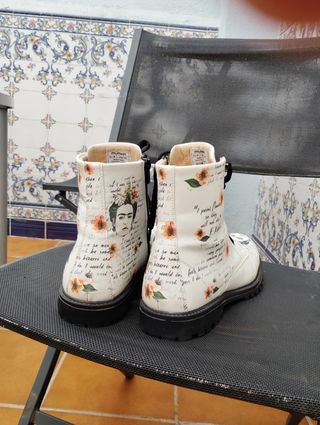 Botines Mumka Frida Kahlo