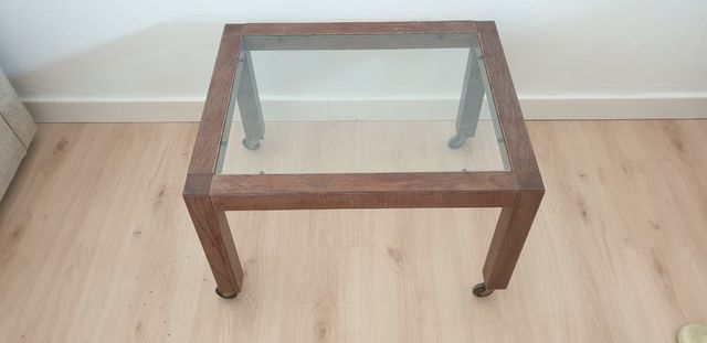 Mesa baja centro cristal madera